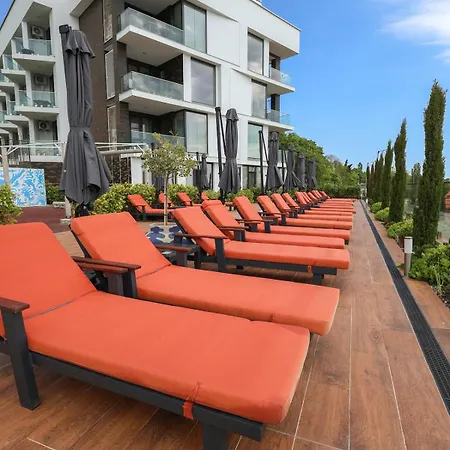 Aquaview Lux & Pool Apartment Varna